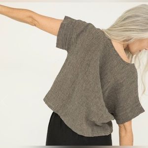 Elizabeth Suzann Georgia tee Linen gauze Pepper